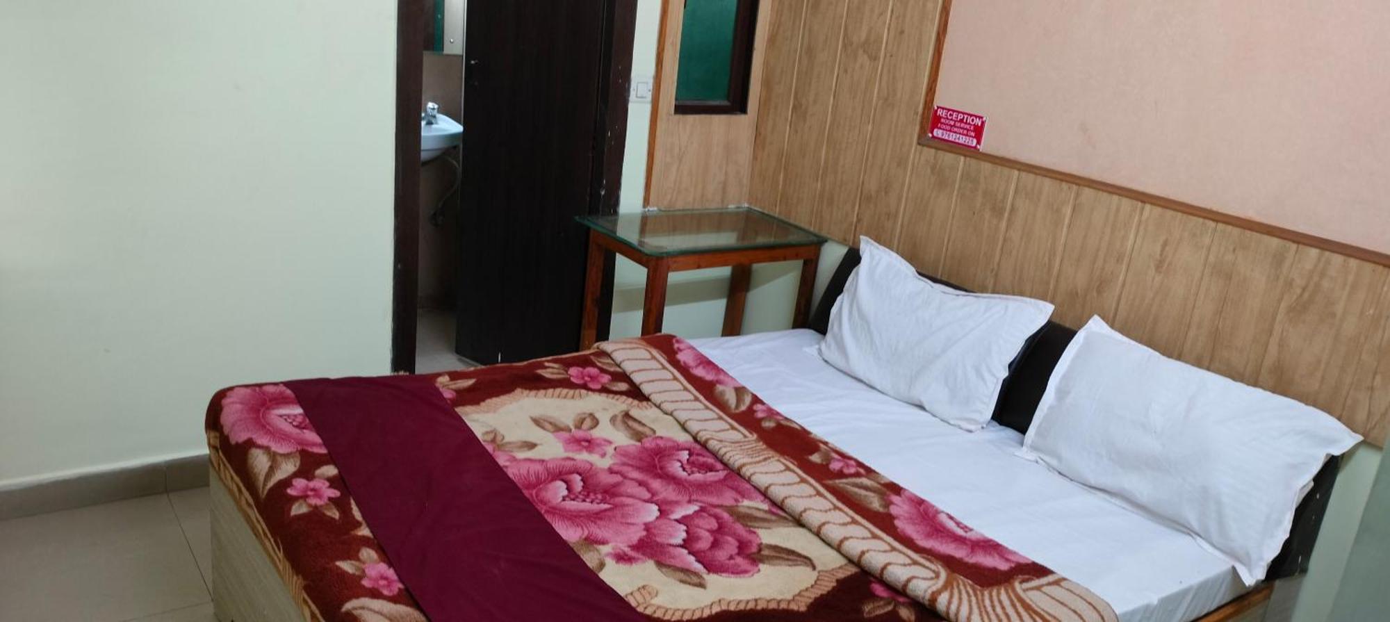 Hotel Shaurya Haridwār Eksteriør bilde