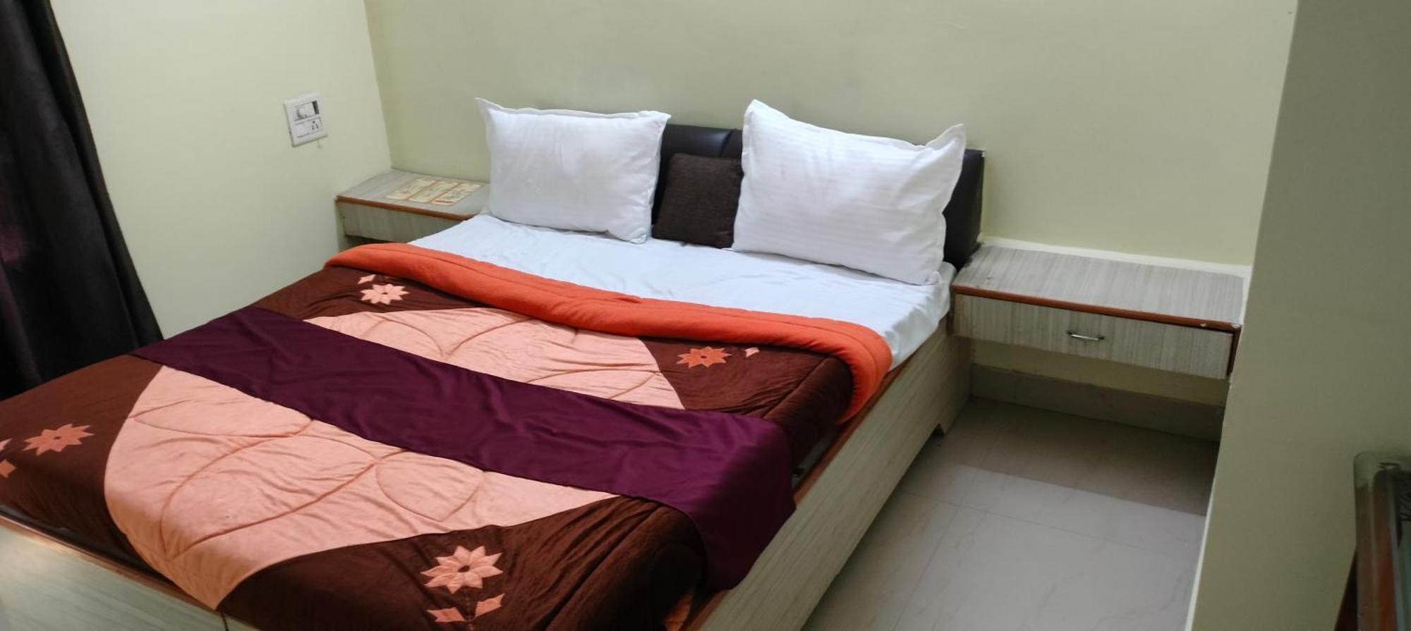 Hotel Shaurya Haridwār Eksteriør bilde