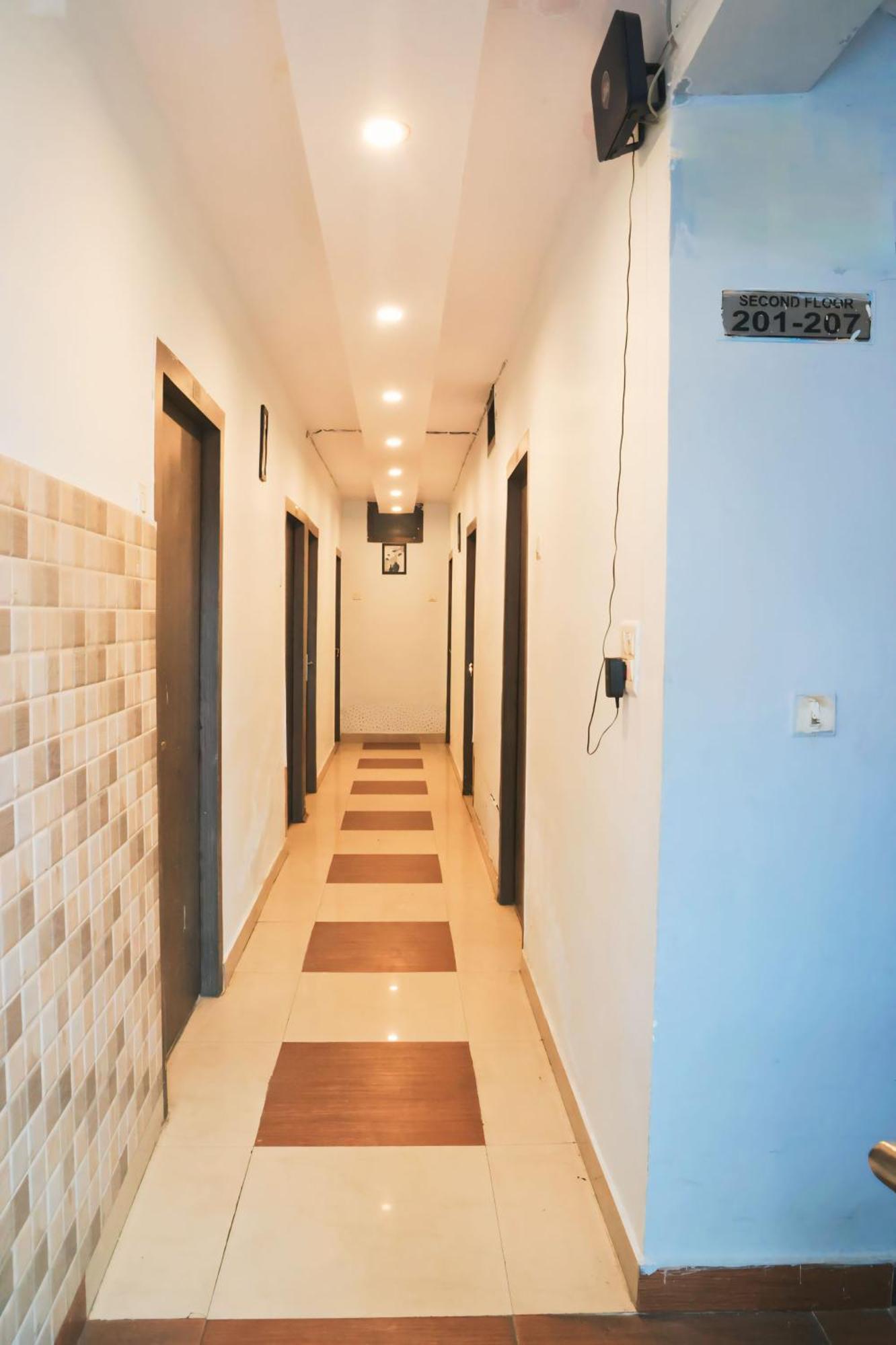 Hotel Shaurya Haridwār Eksteriør bilde